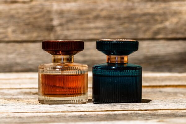 Parfumurile unisex: cum le alegi și cui i se potrivesc cel mai bine